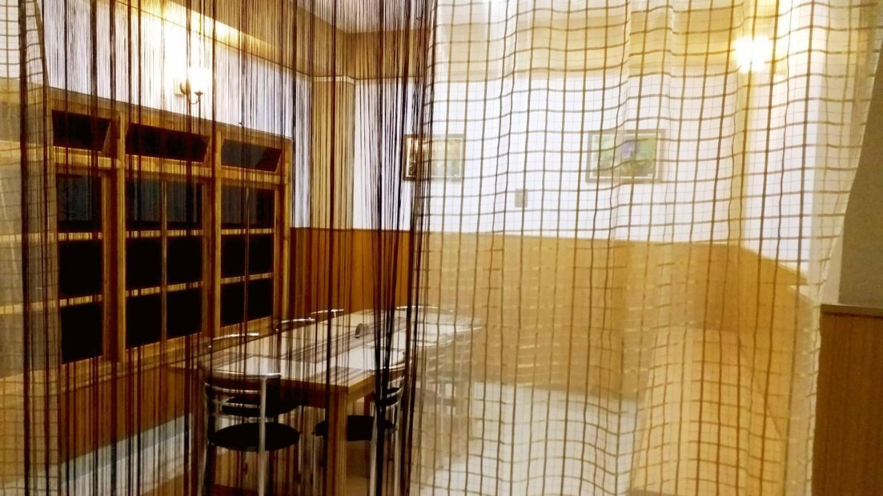 Hotel The Oak Tawang Esterno foto